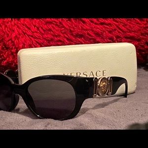 Versace sunglasses-limited edition